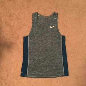 Nike Miller Tank Men’s Medium